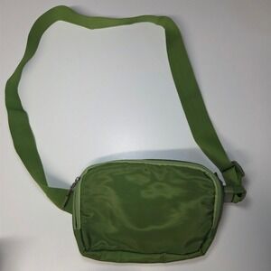 Green  Crossbody Belt Bag